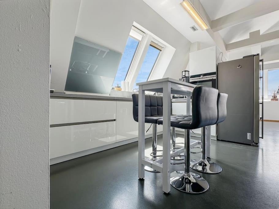6 Zimmer Maisonette-Penthouse Pool Dachterrasse Luxus Munique Exterior foto