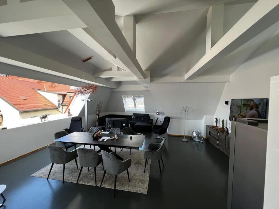 6 Zimmer Maisonette-Penthouse Pool Dachterrasse Luxus Munique Exterior foto